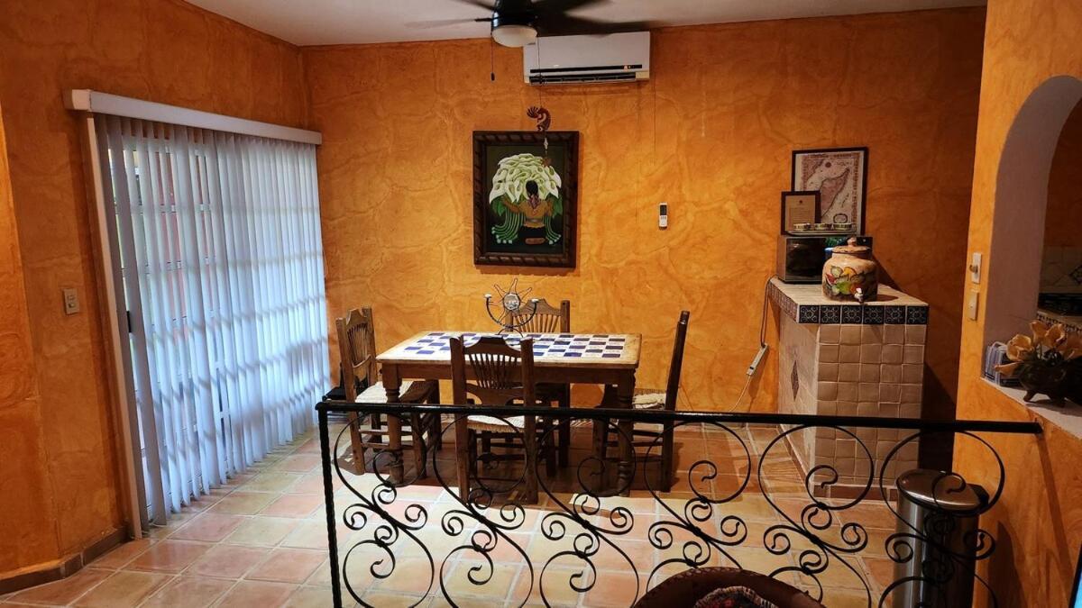 Villa Casa Colonial, Zapote